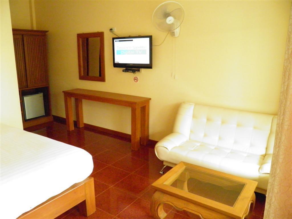 סוקותאי Ruen Narisra Resort מראה חיצוני תמונה
