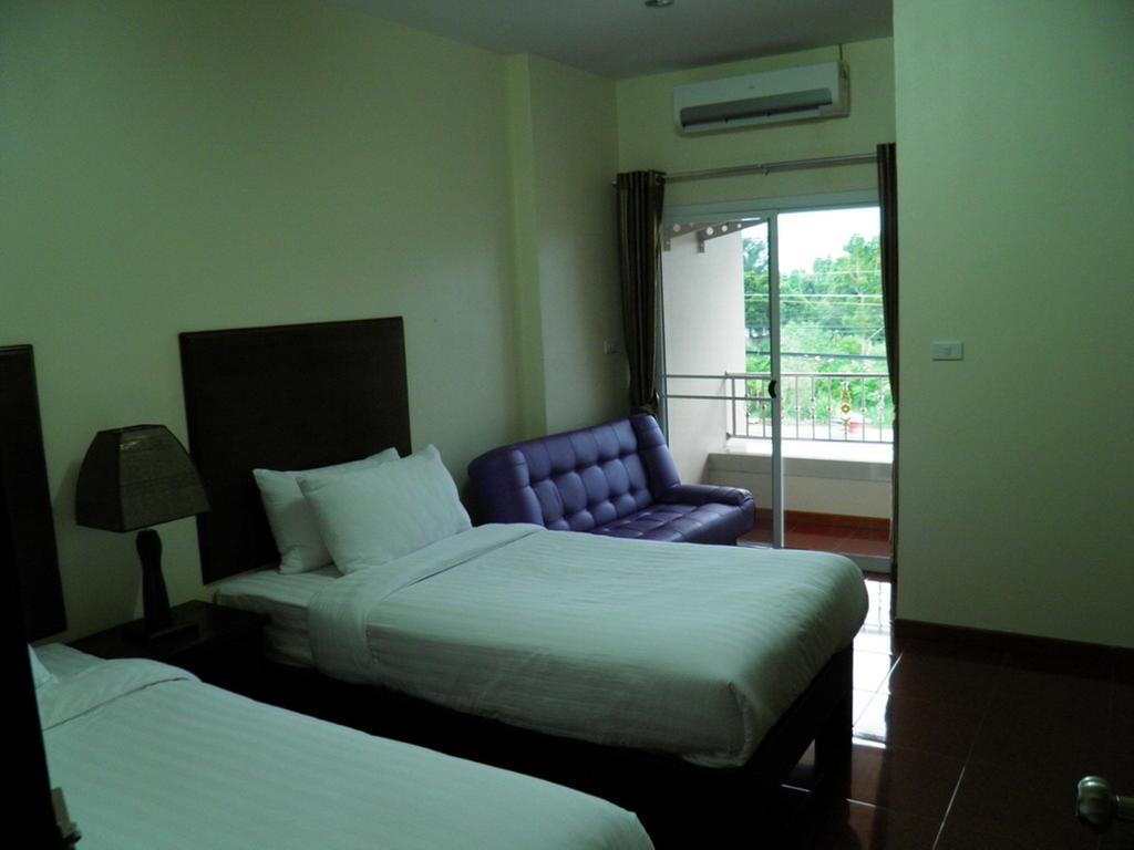 סוקותאי Ruen Narisra Resort חדר תמונה
