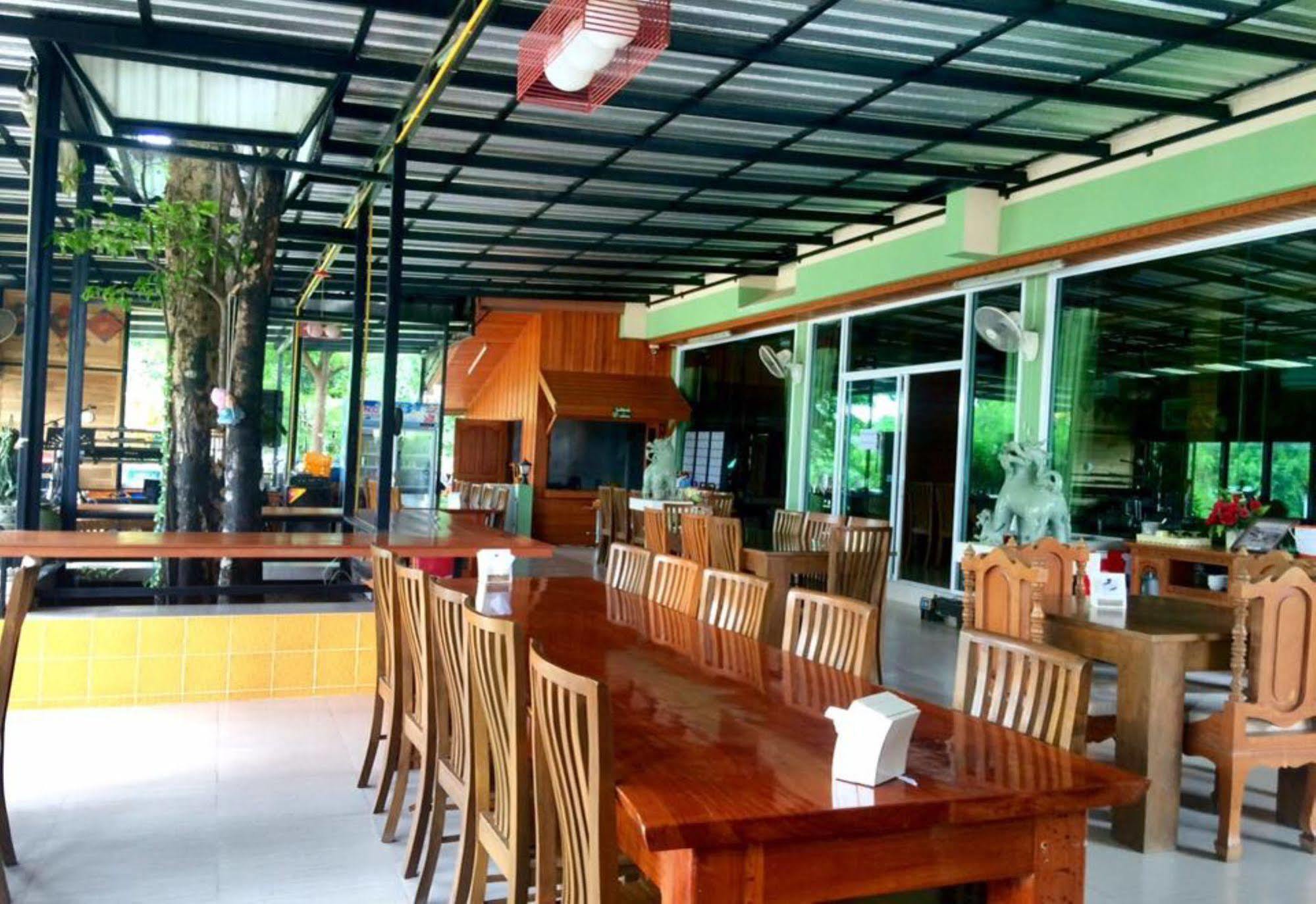 סוקותאי Ruen Narisra Resort מראה חיצוני תמונה
