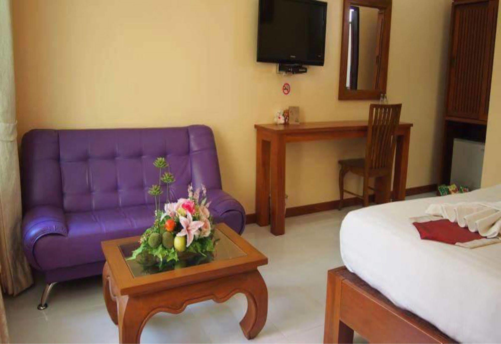 סוקותאי Ruen Narisra Resort מראה חיצוני תמונה
