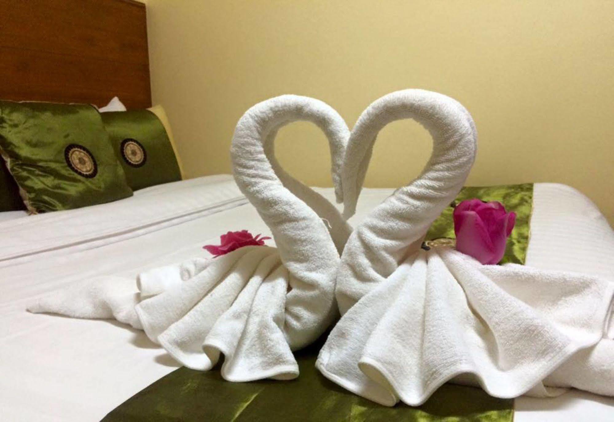סוקותאי Ruen Narisra Resort מראה חיצוני תמונה